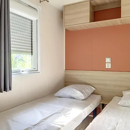 L'Australe Camping 4 Etoiles Apartman